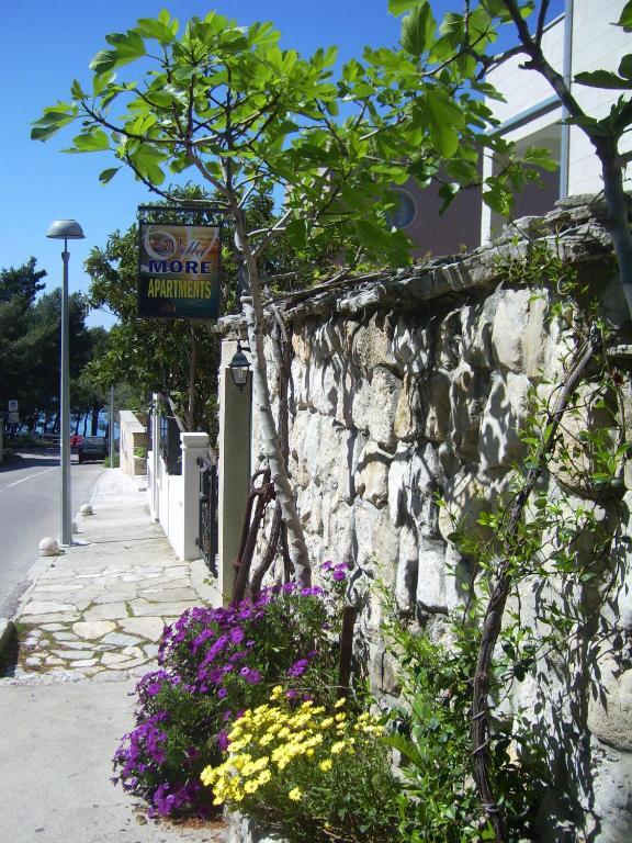 Apartments Villa More Makarska Esterno foto
